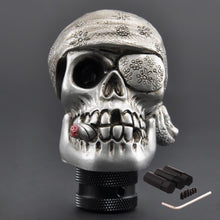 Load image into Gallery viewer, Universal Skull Pirate Manual Gear Shift Knob
